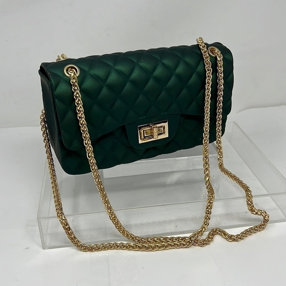 Emerald Green Rubber Embossed Quilted Chain Shoulder Crossbody Flap Bag - Picture 1 of 11